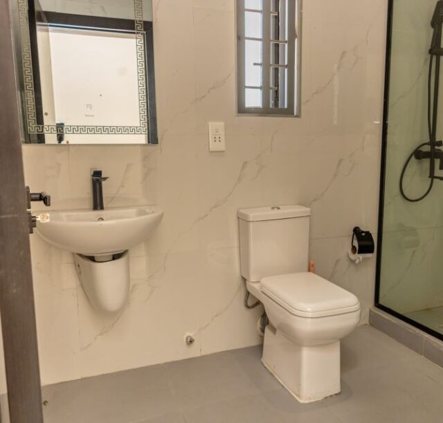 Platimum Apartment Bathroom